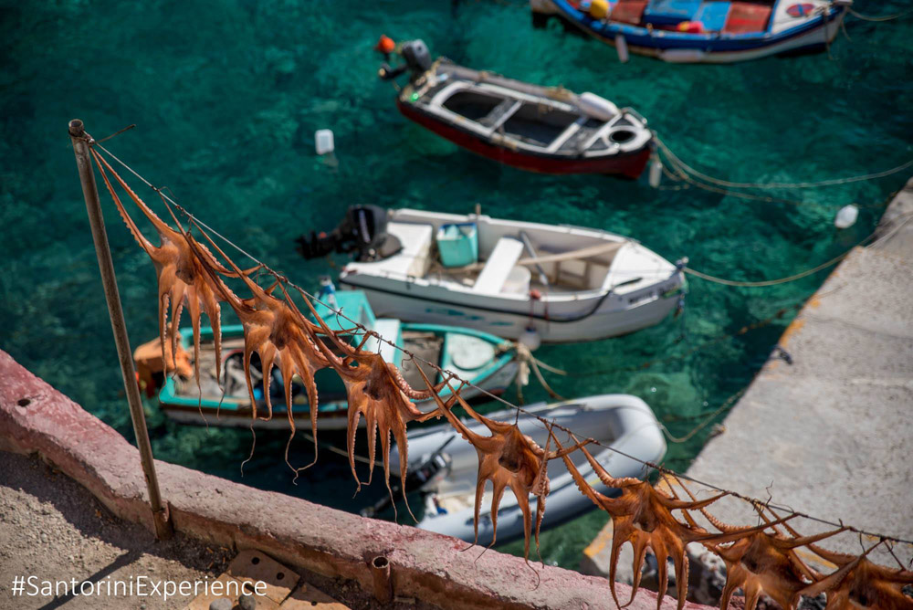 Santorini Experience: Τρέξιμο με θέα που κόβει την ανάσα
