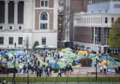 Το Κολούμπια απειλεί με αποβολή φοιτητές που έκαναν κατάληψη 