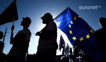ΕΕ: Προς διαβούλευση δείκτες αναφοράς συστήματος εμπορίας δικαιωμάτων εκπομπών