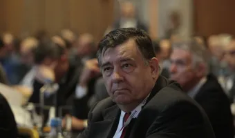 Καρατζαφέρης