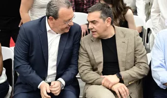 Φάμελλος-τσίπρας