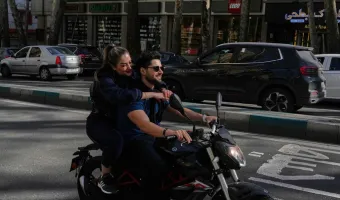 Μια ημέρα σαν όλες τις άλλες στην Τεχεράνη