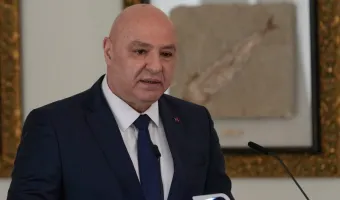 Τζόζεφ Αούν