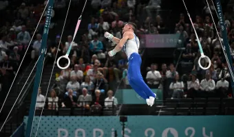 Πετρούνιας