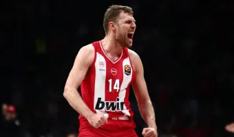 Σάσα Βεζένκοφ