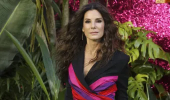 Σάντρα Μπούλοκ