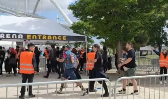 Iron Maiden: Η στιγμή που ανοίγουν οι πύλες του ΟΑΚΑ για την συναυλία