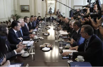 Σχεδιασμός και συντονισμός ή ακτιβισμός για τους υπουργούς;