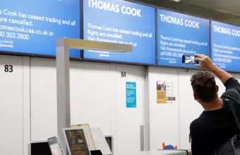 «Κόκκινος συναγερμός» στην κυβέρνηση για το «κανόνι» της Thomas Cook