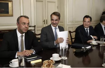 Θα σπάσει αυγά;