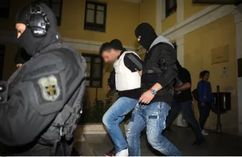 Επαναστατική Αυτοάμυνα: Τα προφίλ των κατηγορούμενων τρομοκρατών 