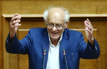 Λάππας (ΣΥΡΙΖΑ): Τι αδίκημα διαπράττει κάποιος που απλώς κουβαλάει μολότοφ; 