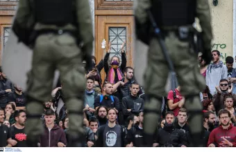 Στο αυτόφωρο φοιτητής Ιατρικής που συνελήφη στα επεισόδια της ΑΣΟΕΕ