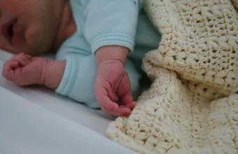 Θετικό στον κορωνοϊό νεογέννητο από την Καστοριά
