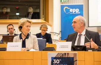 Oύρσουλα φον ντερ Λάιεν: Είμαστε στο πλευρό σας-Θα δώσουμε σαφές μήνυμα στην Τουρκία