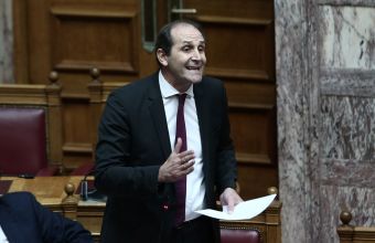 Βεσυρόπουλος: Μείωση φοροδιαφυγής και επιστροφή φόρου στους συνεπείς