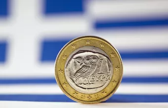 ΙΟΒΕ: Σε υψηλό 13 ετών ο δείκτης οικονομικού κλίματος – Σε τροχιά εκτός κρίσης