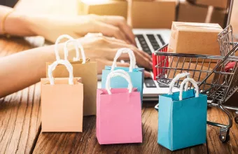 Μέτρα ενίσχυσης και για επιχειρήσεις με click away: Τι ισχύει για ενοίκιο και ασφαλιστικές υποχρεώσεις