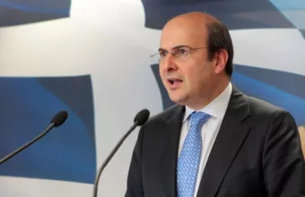 Χατζηδάκης: Ο λιγνίτης κατέληξε από διαμάντι και πετράδι να γίνει βαρίδι της ΔΕΗ