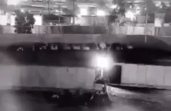 Βίντεο-Ντοκουμέντο: H στιγμή που ο πύραυλος ανατινάζει το αυτοκίνητο του Σουλεϊμανί