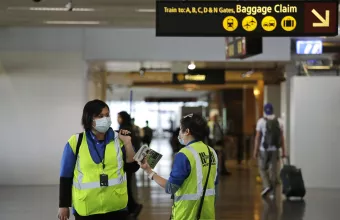 Κορωνοϊός: Θετικοί στον ιό 2 Αμερικανοί ελεγκτές υγείας στο Διεθνές Αεροδρόμιο του Λος Άντζελες 