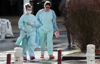 Κορωνοϊος: Στους 16 οι νεκροί. Πέθανε ο 64χρονος στην Πάτρα