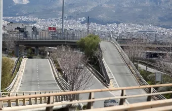 Απαγόρευση κυκλοφορίας: Περιορισμός σε sms, χρόνο εξόδου - Χρήση φορολογικών δηλώσεων