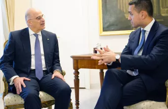 Επίσκεψη ντι Μάιο στην Αθήνα: Στο τραπέζι ΑΟΖ και τουρισμός 