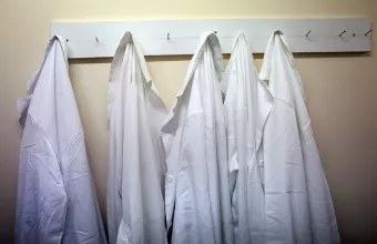 Bloomberg: Η Ελλάδα κινήθηκε γρήγορα και αυτό φαίνεται ότι απέδωσε