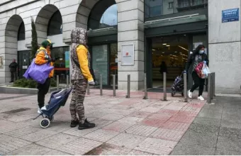 Αναλυτικά οι επιχειρήσεις που ανοίγουν τη Δευτέρα - Τα ωράρια, οι κανόνες λειτουργίας
