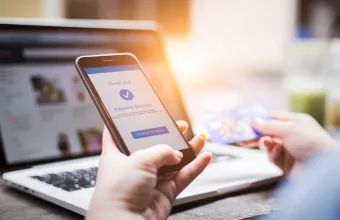 Κατατέθηκε νομοσχέδιο για πρόστιμα έως 2.000.000 ευρώ για παραβάσεις σε παρόχους «on line» υπηρεσιών 