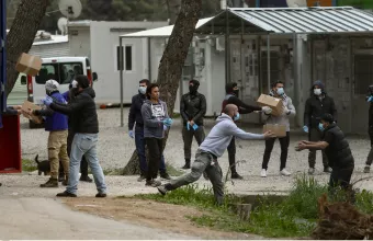 Κορωνοϊός: Άλλα δύο θετικά δείγματα στη δομή της Ριτσώνας