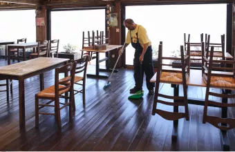 Κορωνοϊός: Ποιοι εργαζόμενοι θα πάρουν το επίδομα των 534 ευρώ και τον Ιούνιο 