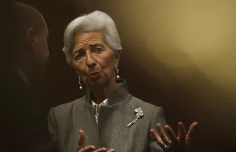 Διπλωματική λύση στο γερμανικό τελεσίγραφο στην ΕΚΤ αναζητεί η Λαγκάρντ