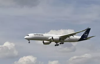 Ανοίγουν οι αερομεταφορές: Πτήσεις Air France και Lufthansa συμπεριλαμβάνουν την Ελλάδα