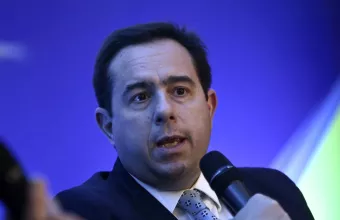 Μηταράκης σε ΣΚΑΪ 100,3 για Μόρια: Λύση εντός της ημέρας με σκηνές και πλοία