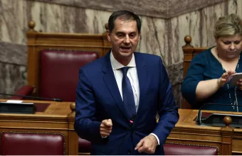 Θεοχάρης: Ενισχύουμε και την τελευταία γωνιά της Ελλάδας με διασφάλιση της υγείας όλων