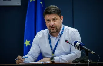 Στις 15:00 οι ανακοινώσεις Σταϊκούρα και στις 18:00 του Χαρδαλιά για εξειδίκευση των μέτρων