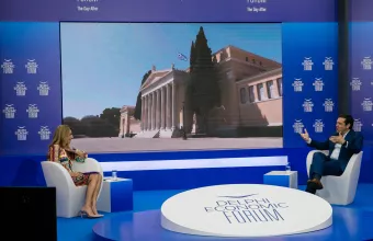 Τσίπρας στο Φόρουμ Δελφών:  Ο κ. Μητσοτάκης έφερε την ύφεση πριν τον κορωνοϊό