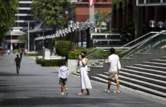 Σιγκαπούρη: Τα παιδιά κινδυνεύουν περισσότερο από τις μεταλλάξεις του κορωνοϊού -Κλείνουν τα σχολεία