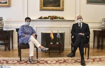 Δένδιας: Η Ευρώπη βλέπει άφωνη θρησκευτικό λειτουργό με νέοοθωμανική σπάθα στην Αγία Σοφία