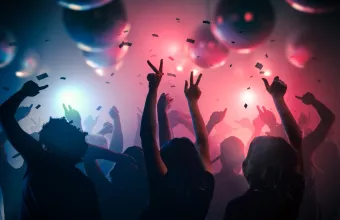 Ποιο ελληνικό νησί κρατά τα σκήπτρα του παγκόσμιου nightlife- Δεν είναι αυτό που νομίζετε 