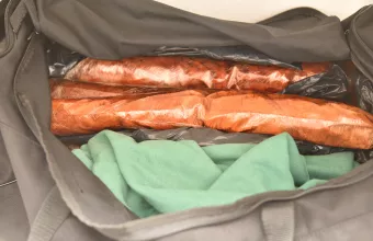 Τι βρήκε η Aντιτρομοκρατική στις οικίες των συλληφθέντων και στη γιάφκα στο Κουκάκι 