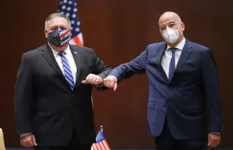 Δένδιας: Διαρκώς ενισχυόμενη εταιρική σχέση με τις ΗΠΑ