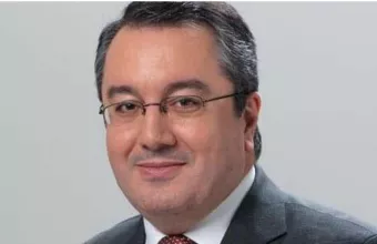 Μόσιαλος για εμβόλιο Astrazeneca: Η πιθανότητα θρόμβωσης παραμένει ελάχιστη