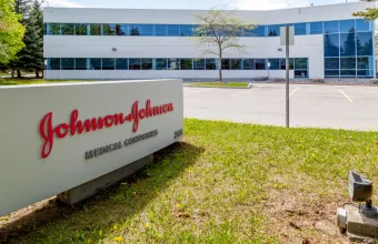 Η Johnson & Johnson καταθέτει αίτηση για έγκριση του εμβολίου της στην ΕΕ