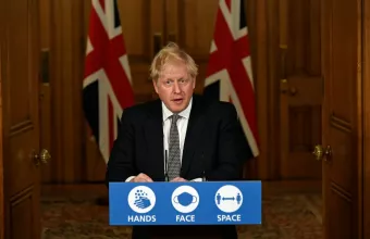 Ανακοινώσεις Τζόνσον για νέα μετάλλαξη του κορωνοϊού - Μεταδίδεται γρηγορότερα