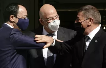 Τριμερής - Δένδιας προς Άγκυρα: Η περιοχή μας δεν θα επιστρέψει στον 19ο αιώνα