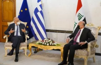 Αριστερά ο υπουργός Εξωτερικών, Νίκος Δένδιας με τον Ιρακινό ομόλογό του, Fuad Hussein 