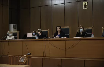 Ολοκληρώθηκαν οι αγορεύσεις των συνηγόρων – Δευτέρα πρωί συνεχίζεται η δίκη της ΧΑ